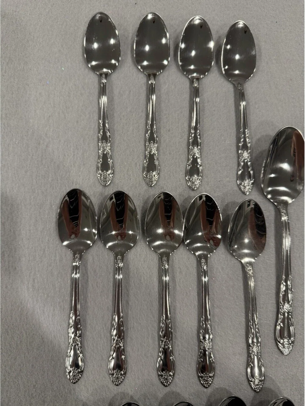 Oneidacraft Stainless Flatware Venus Set Of 57 Pieces EUC